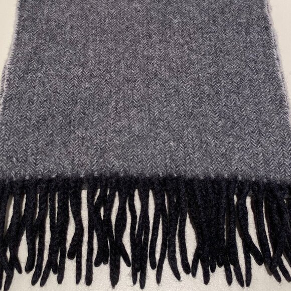 Italian Unisex Cashmere Blend Scarf - Picture 2 of 6